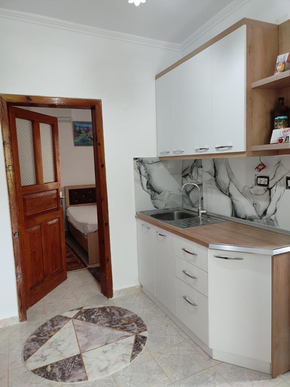 Guest House Eloid Berat Zewnętrze zdjęcie