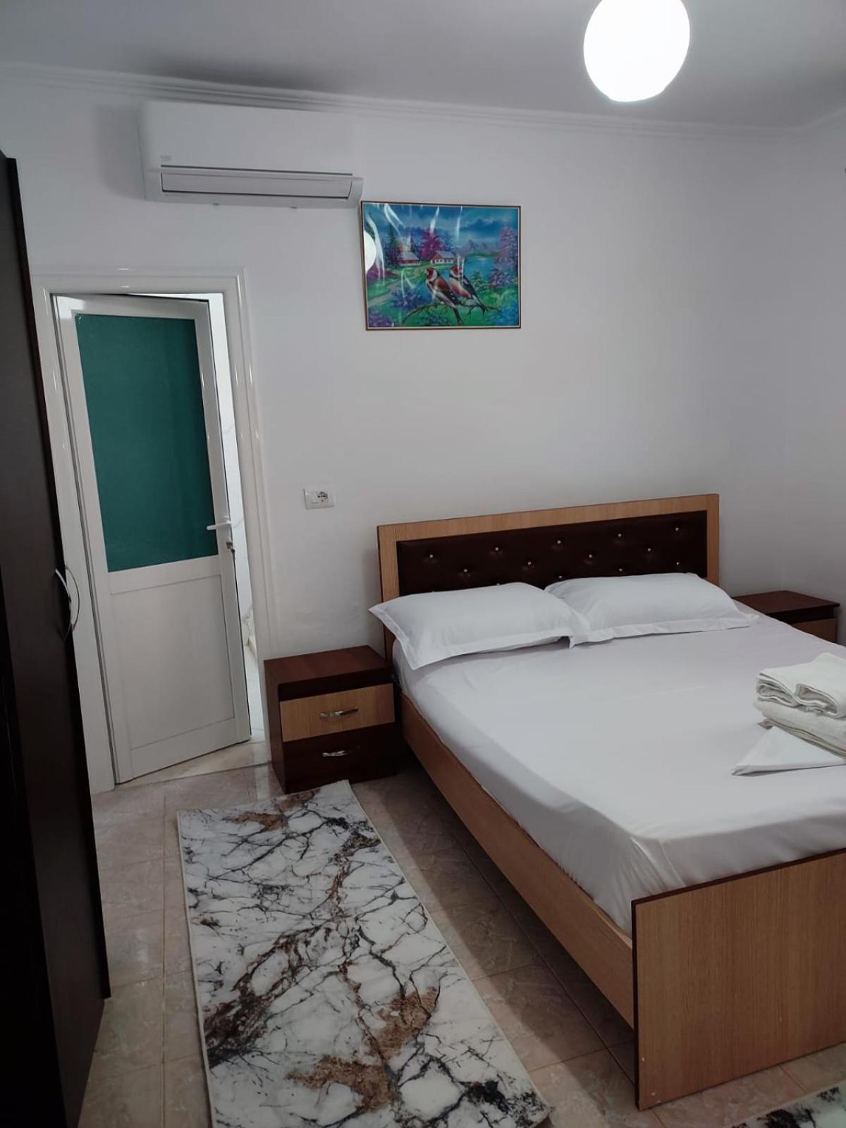 Guest House Eloid Berat Zewnętrze zdjęcie